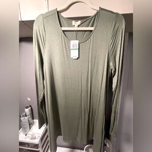 Cupio scoop neck long sleeve t shirt. 3/$25